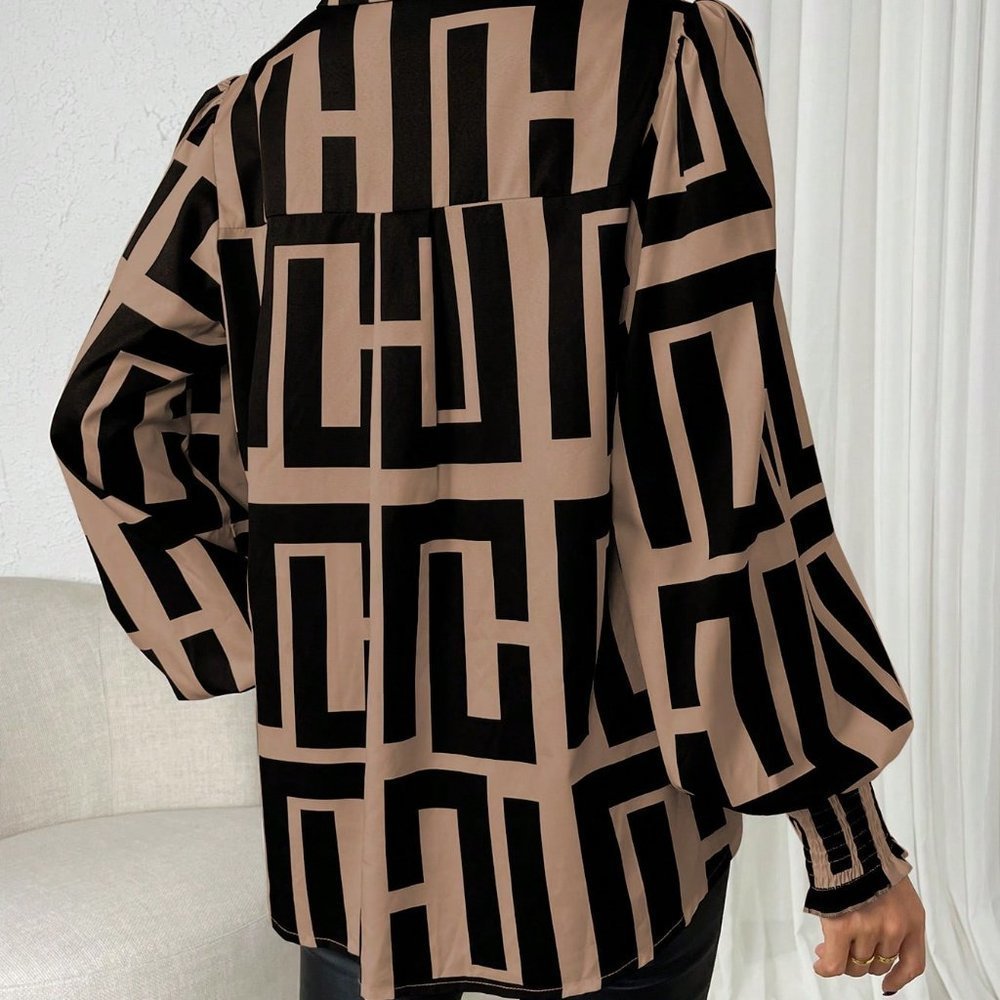 Black & Brown Preppy Womens Geo Print Shirred Cuff Lantern Sleeve Shirt - Picture 2 of 5
